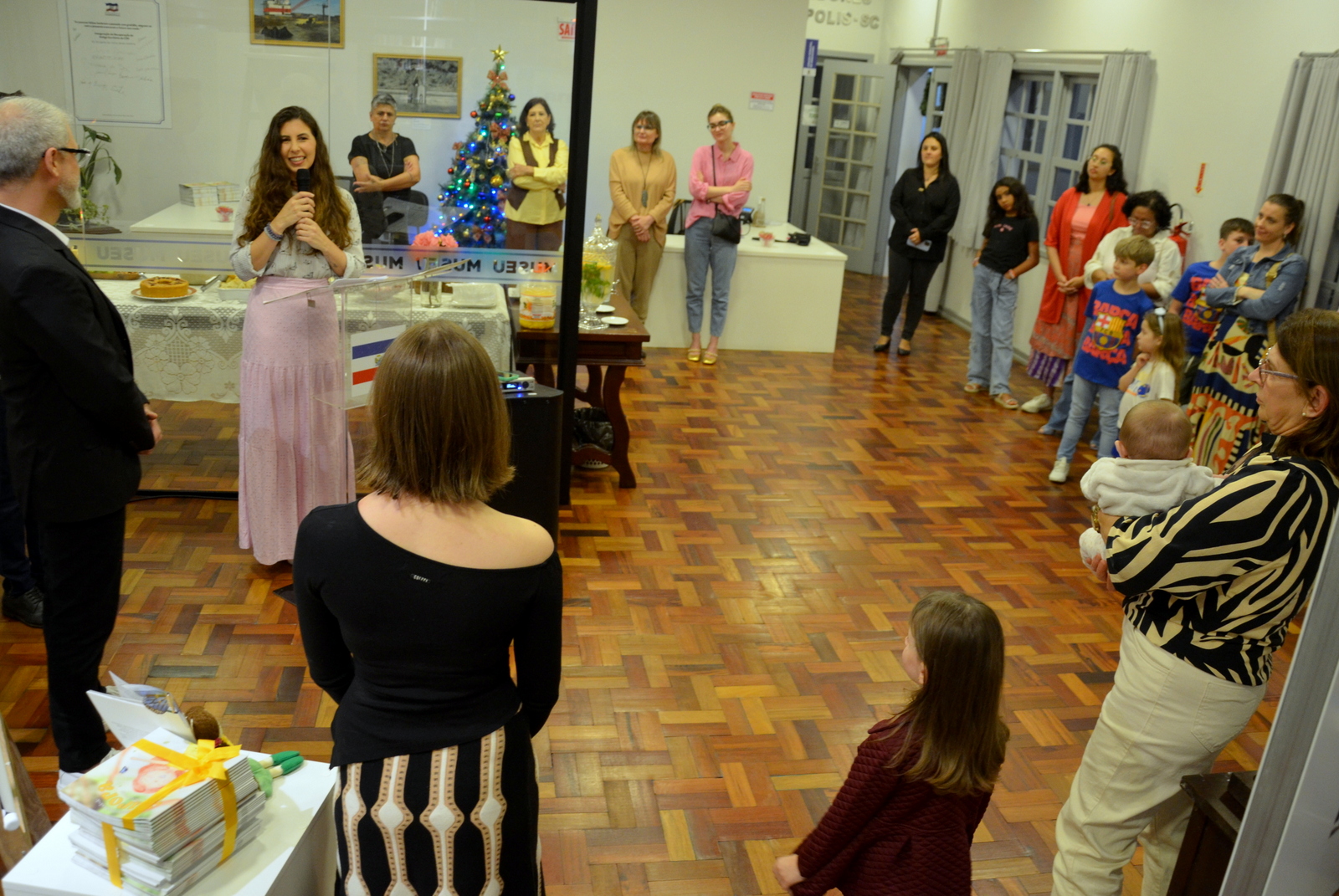 Livro “O Universo Encantado de Aurora” é lançado no Museu do Carvão